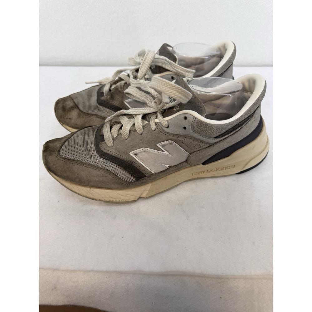 New Balance Men's 997R Shadow Gray Sneaker Size 10.5
